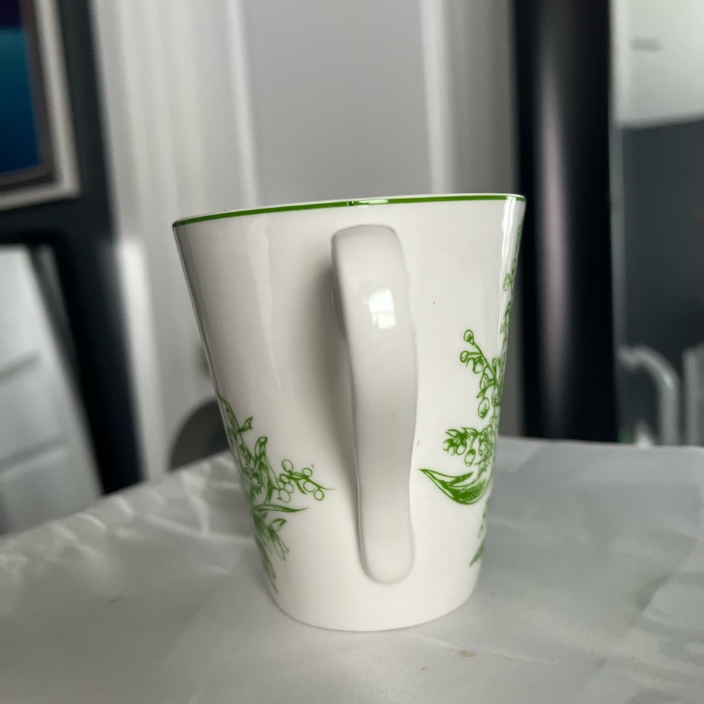Dior Lily of the Valley Green Mug - Picture 3 of 10